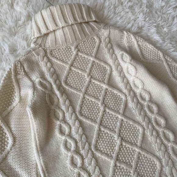 Viory Fisherman Style Cable Knit Sweater Turtleneck - Picture 3 of 5